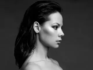 MonicaRios shows photos show